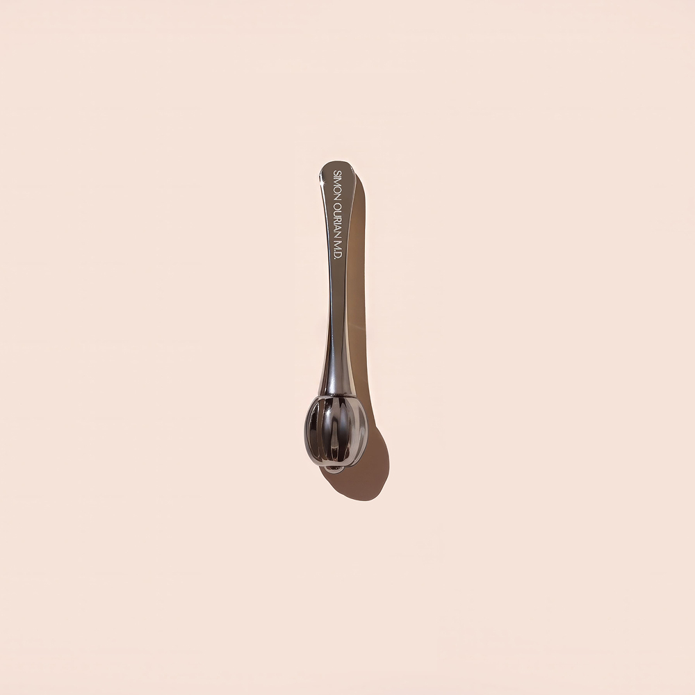 Eye massage tool